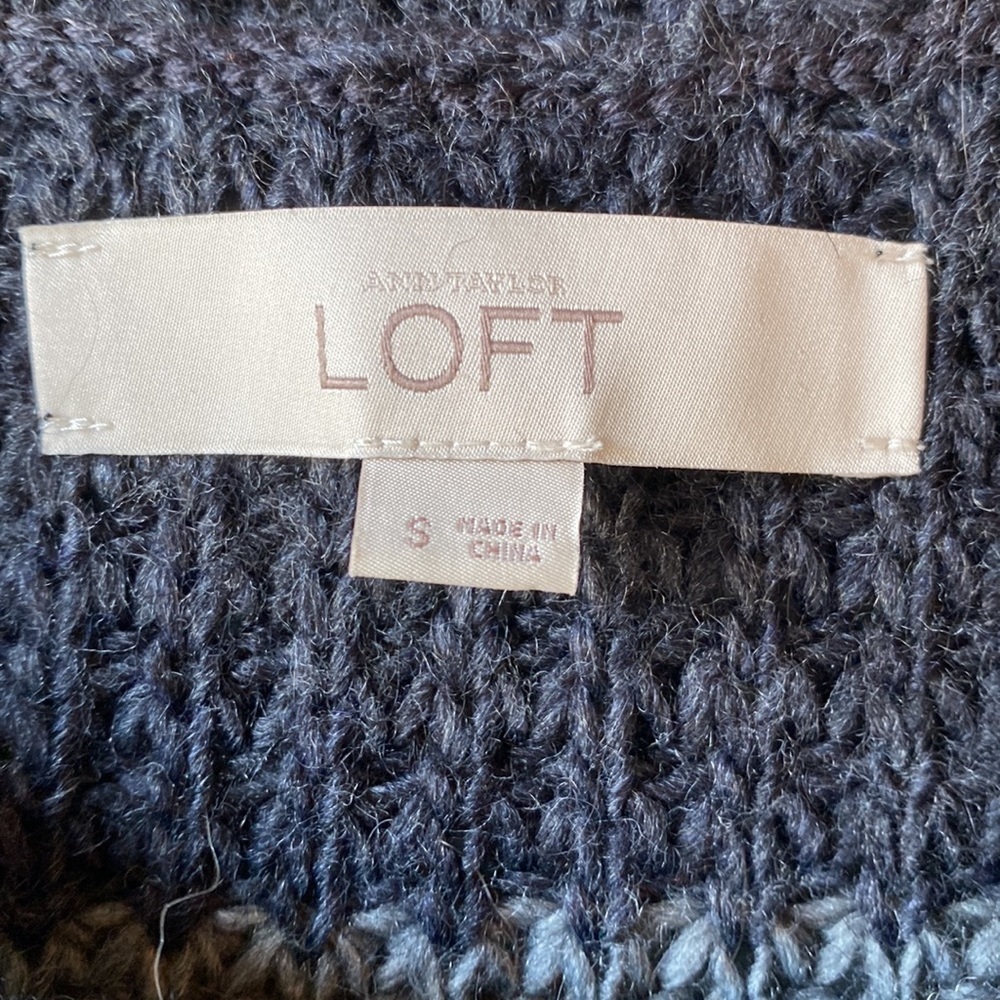 Loft‎  Striped Sweater - Picture 2 of 8
